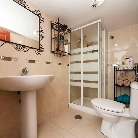 Apartament Ricardo *